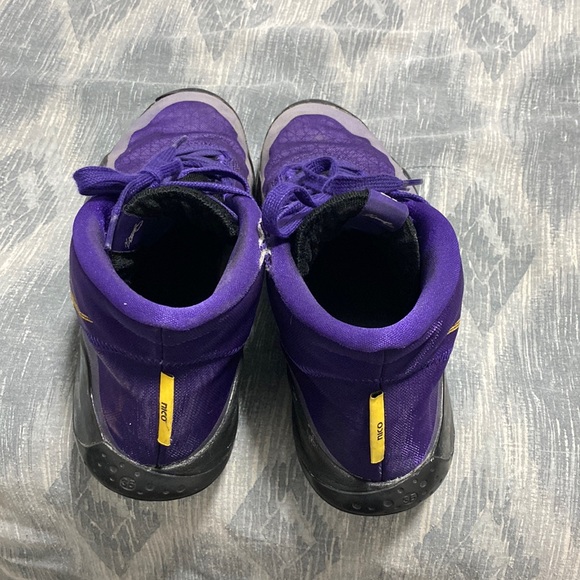 Custom NIKE KD 12s 9.5 mens - Picture 6 of 16